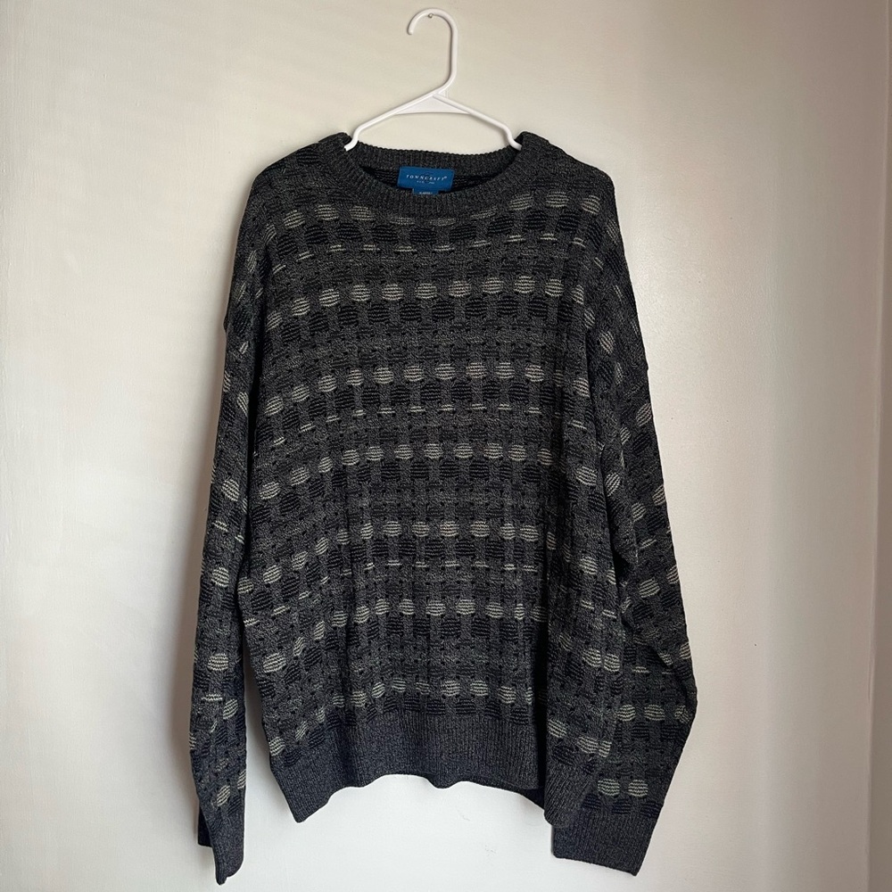 Towncraft Men's Black and Gray Crewneck Sweater